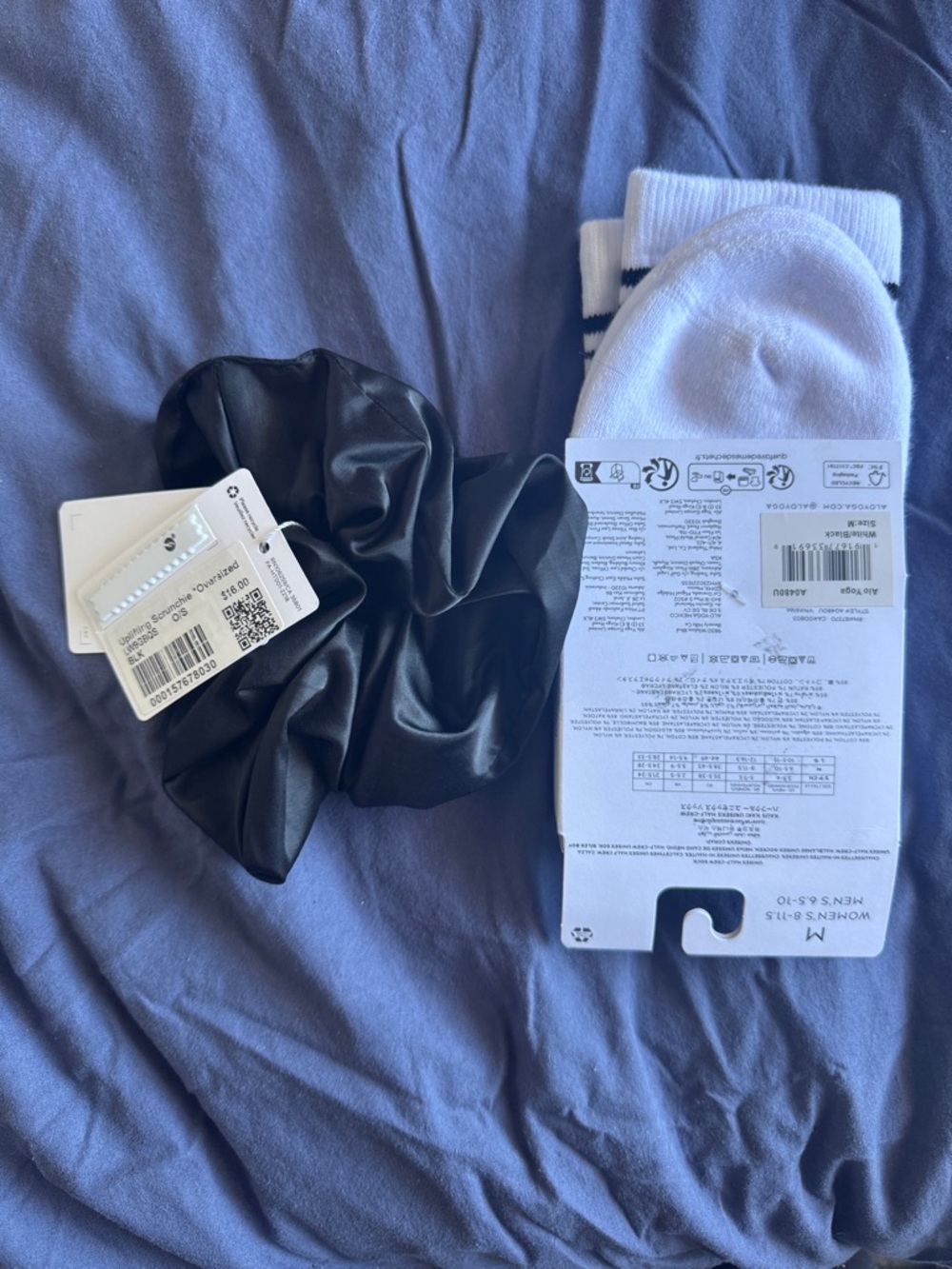 Alo Socks + Lululemon Scrunchy Bundle | Medium | white + black | NWT - Picture 2 of 4
